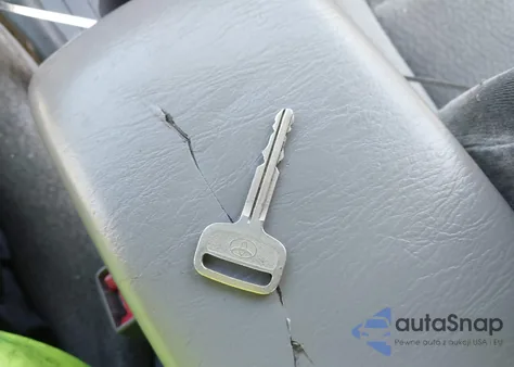 2003 Toyota Corolla Le from USA, damaged, VIN 2T1BR38E63C007089